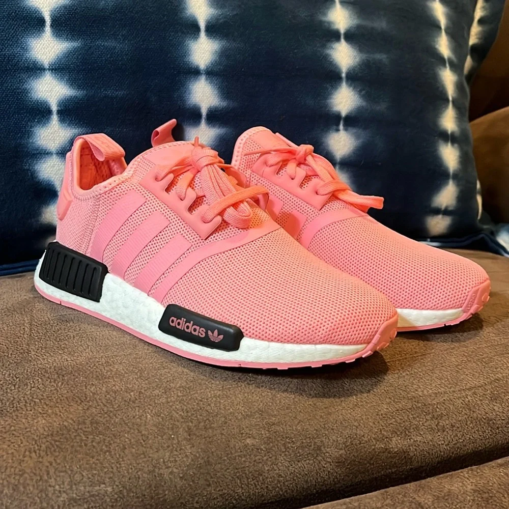 Adidas NMD_R1 J Shoes Sneakers pink Big Girls GS B42086 NMD R1 Youth Size 6